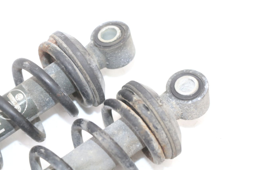 photo de PARA AMORTYZATORÓW TYLNYCH RENAULT KOURANOS 125 (2001 - 2004) - Inny kąt widzenia