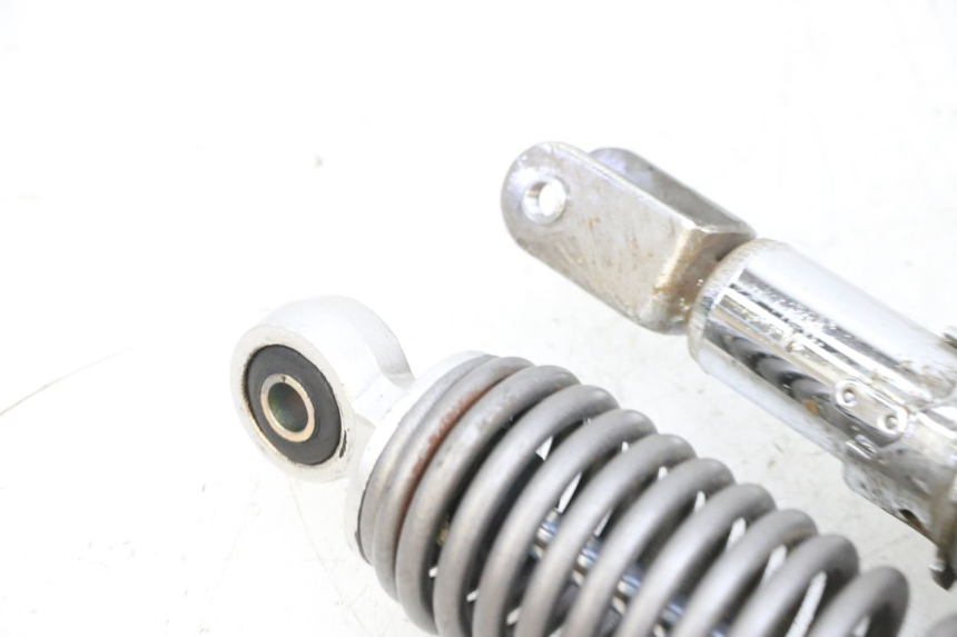 photo de PARA AMORTYZATORÓW TYLNYCH KYMCO LIKE 125 (2009 - 2016) - Punkty mocowania