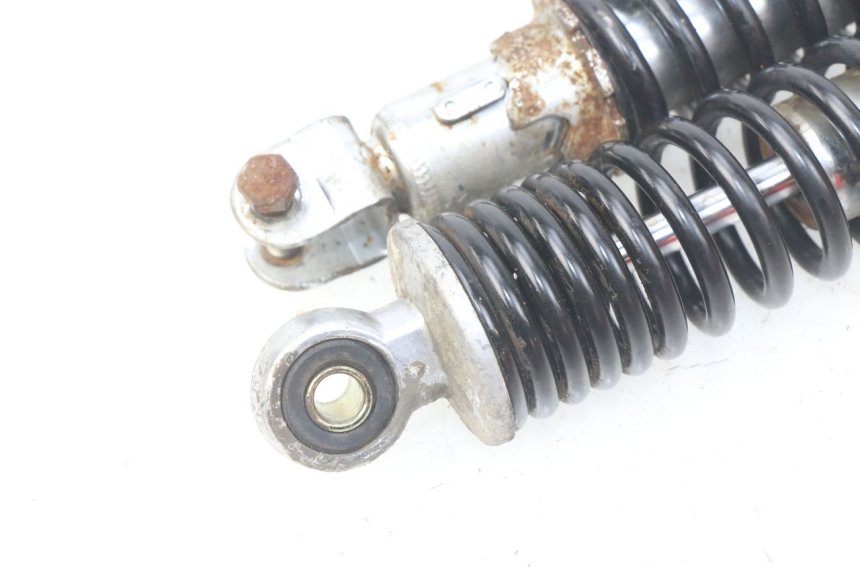 photo de PARA AMORTYZATORÓW TYLNYCH EUROCKA MATADOR 4T 50 (2010 - 2016) - Zoom stanu zużycia