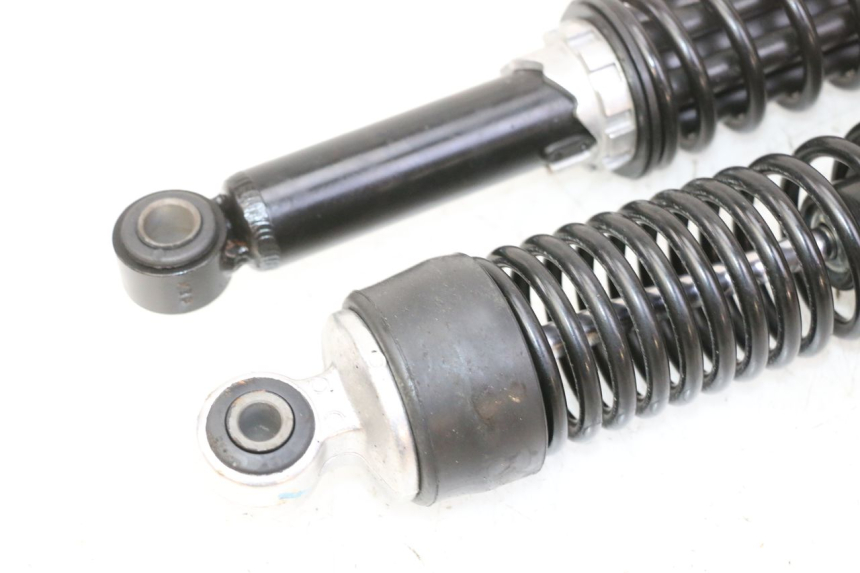 photo de PARA AMORTYZATORÓW TYLNYCH PIAGGIO MP3 HPE 310 (2024 - 2025) - Oznaczenia i referencje