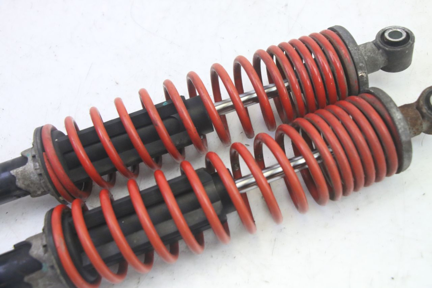 photo de PARA AMORTYZATORÓW TYLNYCH PIAGGIO MP3 HPE 350 (2018 - 2020) - Inny kąt widzenia