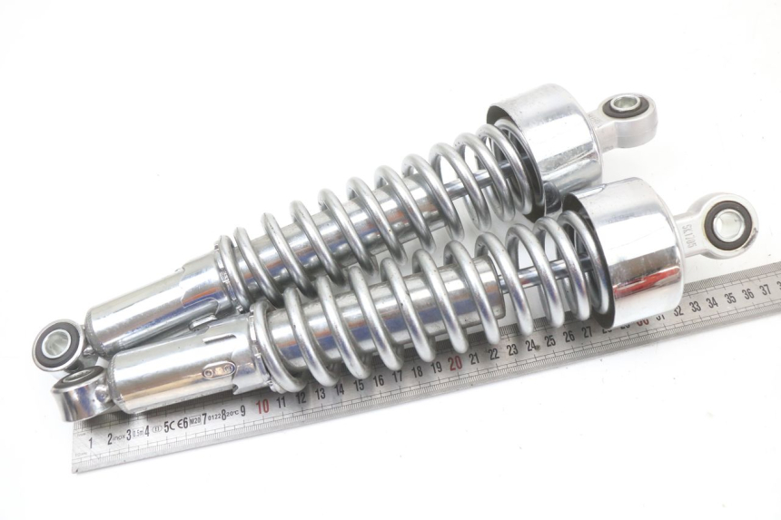 photo de PARA AMORTYZATORÓW TYLNYCH ASTOR ORCAL 125 (2015 - 2017) - Zoom stanu zużycia