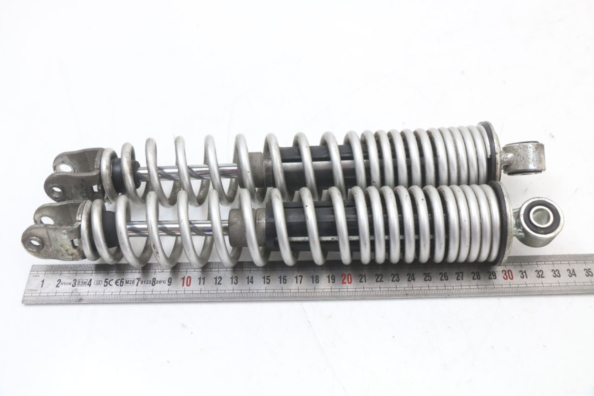 photo de PARA AMORTYZATORÓW TYLNYCH HONDA PCX (JF28) 125 (2009 - 2011) - Szczegół części