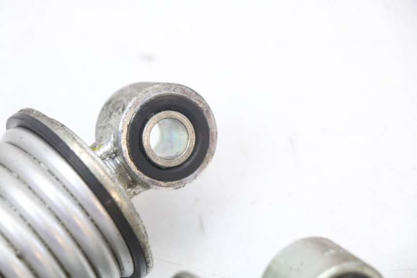 photo de PARA AMORTYZATORÓW TYLNYCH HONDA PCX (JF28) 125 (2009 - 2011) - Punkty mocowania