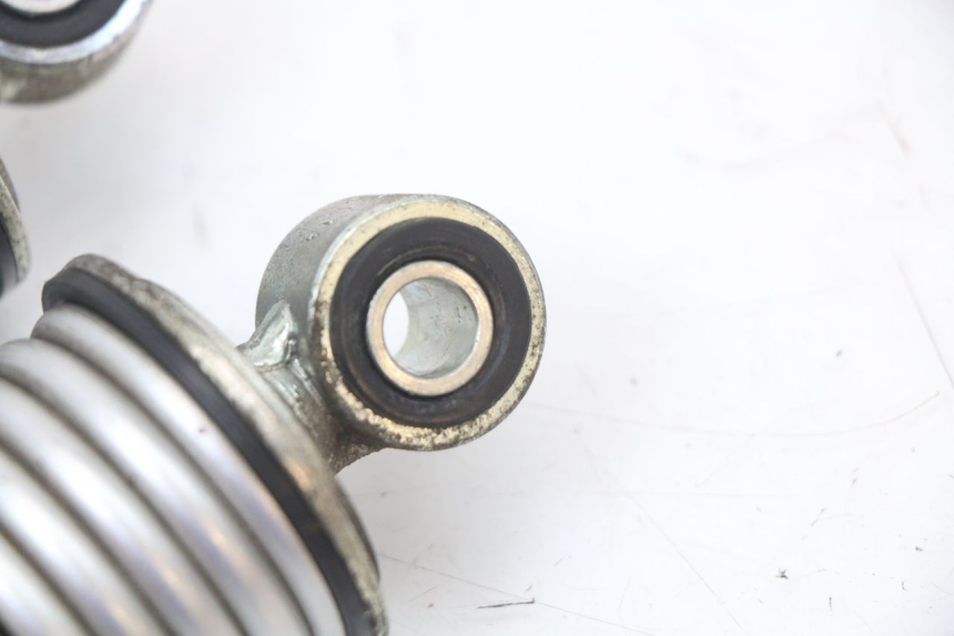 photo de PARA AMORTYZATORÓW TYLNYCH HONDA PCX (JF28) 125 (2009 - 2011) - Stan powierzchni