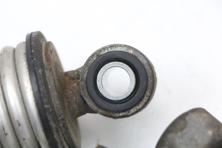 photo de PARA AMORTYZATORÓW TYLNYCH HONDA PCX (JF28) 125 (2009 - 2011) - Punkty mocowania