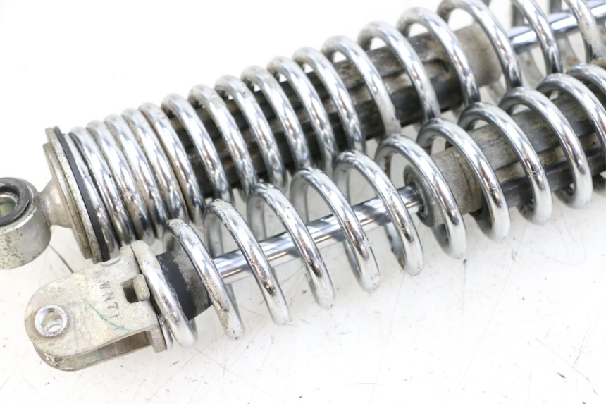 photo de PARA AMORTYZATORÓW TYLNYCH HONDA PCX (JF47) 125 (2012 - 2013) - Inny kąt widzenia