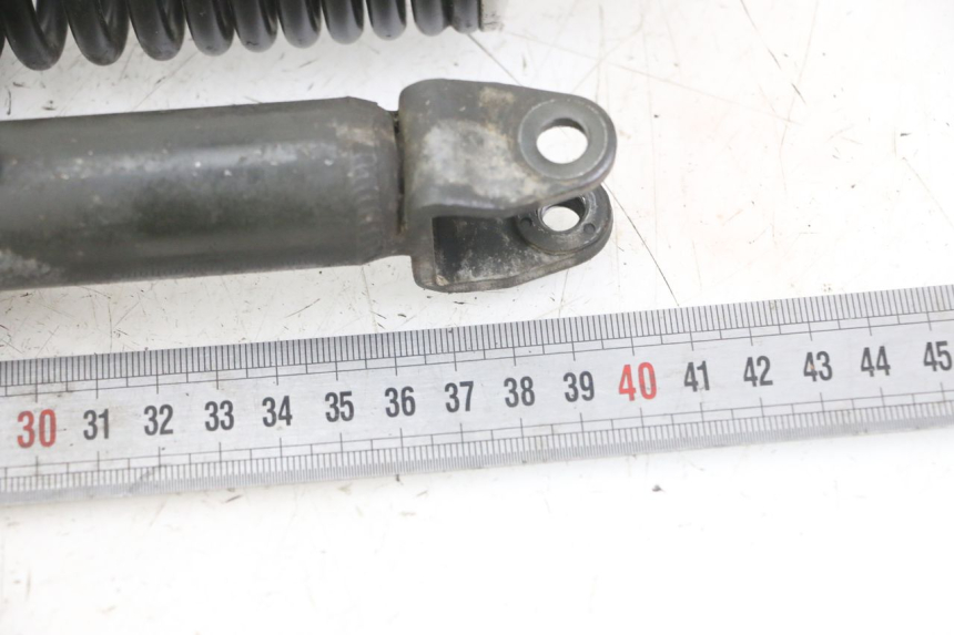 photo de ZESTAW TYLNYCH AMORTYZATORÓW PEUGEOT VIVACITY 125 (2010 - 2017) - Szczegół części