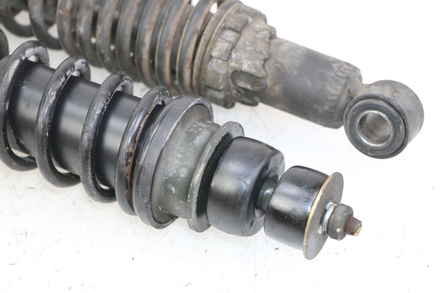 photo de ZESTAW TYLNYCH AMORTYZATORÓW PIAGGIO VESPA GRANTURISMO 200 (2004 - 2005) - Stan powierzchni