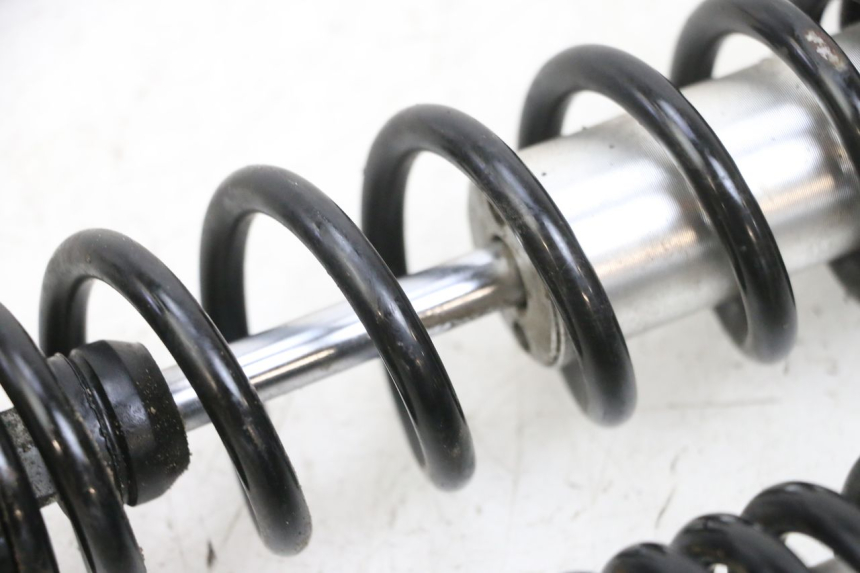 photo de PARA AMORTYZATORÓW TYLNYCH EFUN PUSA 1 - Oznaczenia i referencje