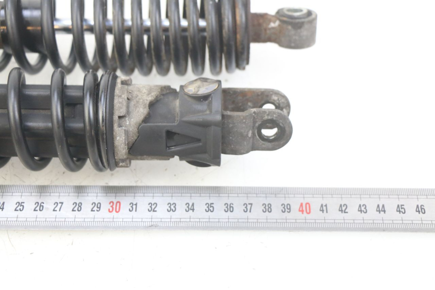 photo de PARA AMORTYZATORÓW TYLNYCH PEUGEOT SATELIS COMPRESSOR K15 125 (2006 - 2009) - Szczegół części