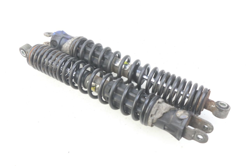 photo de PARA AMORTYZATORÓW TYLNYCH PEUGEOT SATELIS COMPRESSOR K15 125 (2006 - 2009) - Inny kąt widzenia