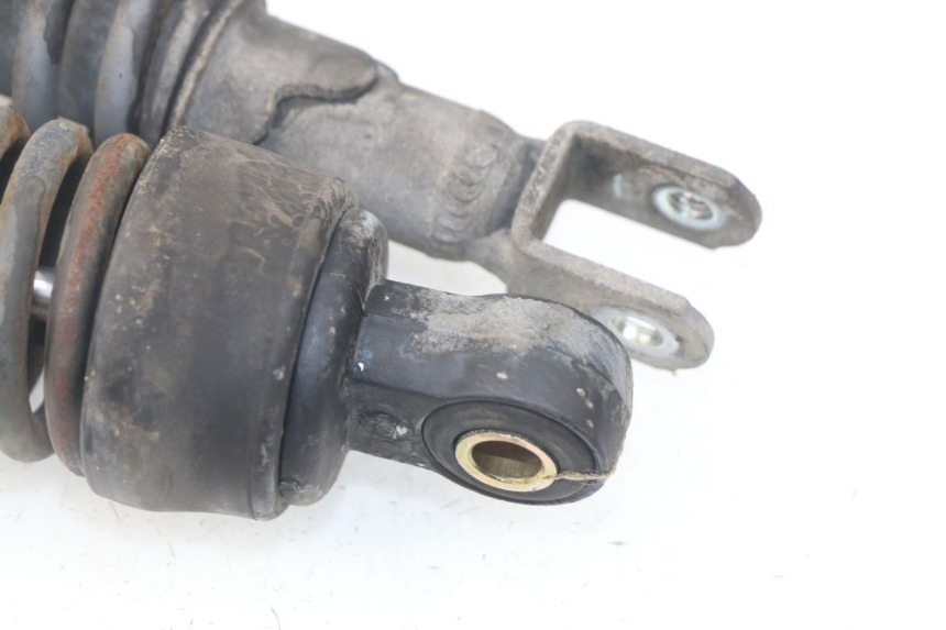 photo de PARA AMORTYZATORÓW TYLNYCH HONDA SES DYLAN 125 (2002 - 2006) - Zbliżenie techniczne
