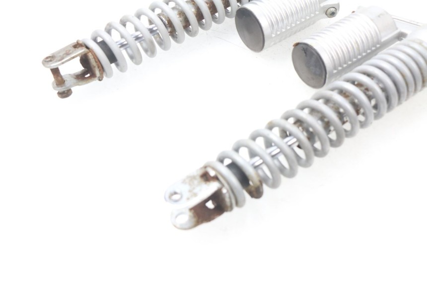 photo de PARA AMORTYZATORÓW TYLNYCH RAZZO STEED 125 (2012 - 2018) - Szczegół części