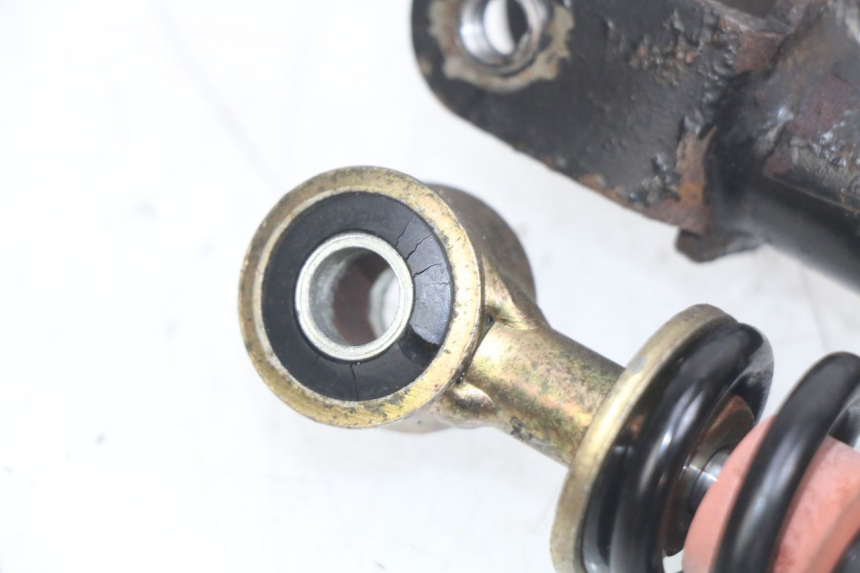 photo de ZESTAW TYLNYCH AMORTYZATORÓW PEUGEOT SV 125 (1991 - 1994) - Zbliżenie techniczne