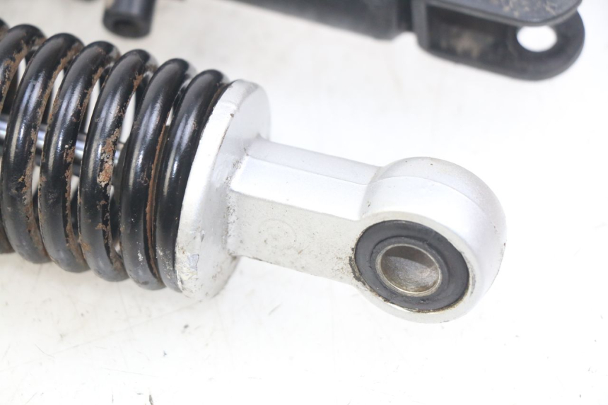 photo de PARA AMORTYZATORÓW TYLNYCH SYM X-PRO 4T 50 (2014 - 2021) - Stan powierzchni