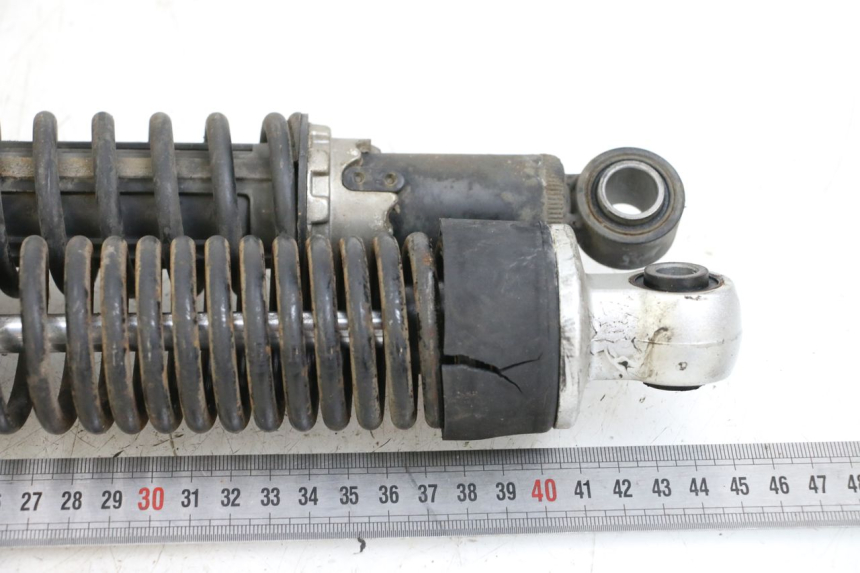 photo de PARA AMORTYZATORÓW TYLNYCH PIAGGIO X10 125 (2012 - 2017) - Szczegół części