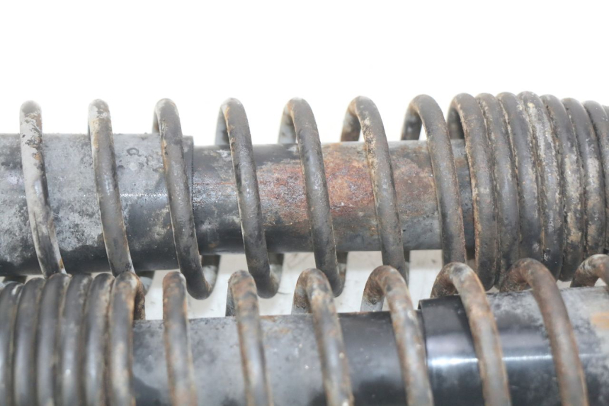 photo de ZESTAW TYLNYCH AMORTYZATORÓW PIAGGIO X9 125 (2000 - 2003) - Inny kąt widzenia