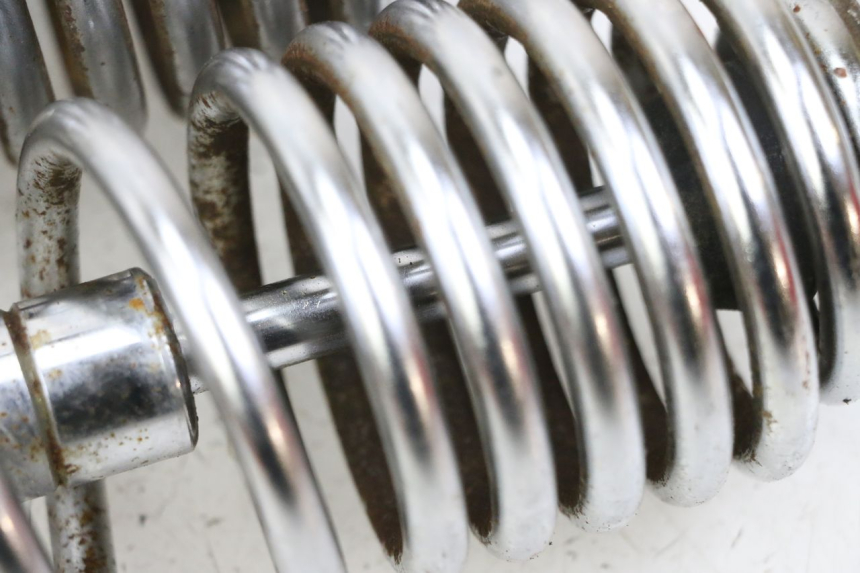 photo de PARA AMORTYZATORÓW TYLNYCH YAMAHA XV VIRAGO 535 (1988 - 2004) - Zoom stanu zużycia