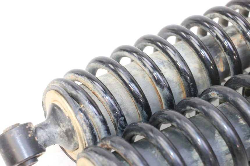 photo de PARA AMORTYZATORÓW TYLNYCH YAMAHA YFM GRIZZLY 550 (2008 - 2015) - Zbliżenie techniczne