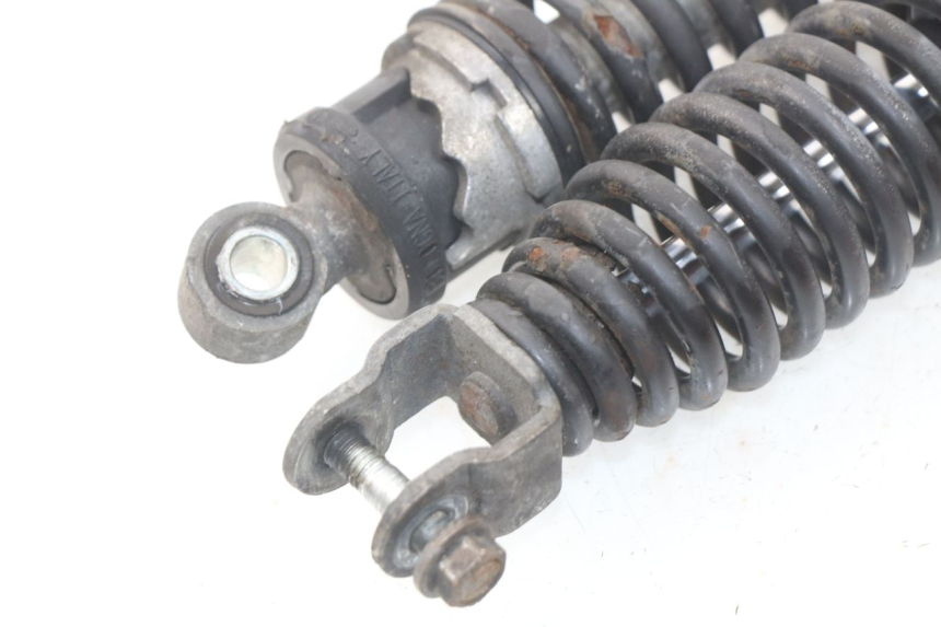 photo de PARA AMORTYZATORÓW TYLNYCH YAMAHA YP MAJESTY 125 (1998 - 2001) - Zoom stanu zużycia