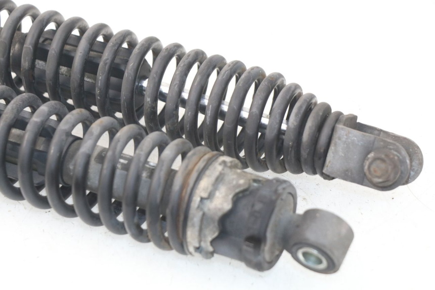 photo de PARA AMORTYZATORÓW TYLNYCH YAMAHA YP MAJESTY 125 (1998 - 2001) - Widok ogólny