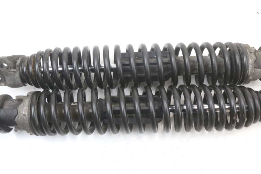 photo de PARA AMORTYZATORÓW TYLNYCH YAMAHA YP MAJESTY 125 (2002 - 2006) - Stan powierzchni