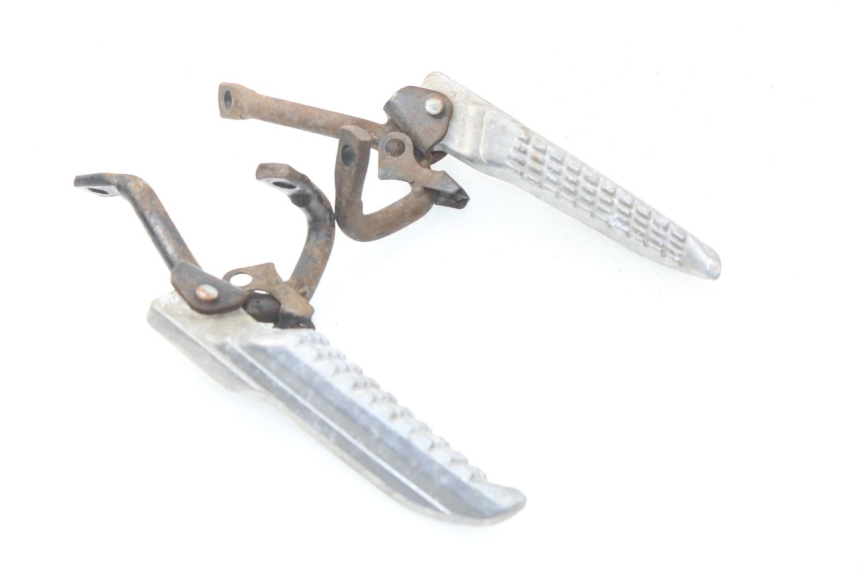 photo de ZESTAW TYLNYCH PODNÓŻKÓW JONWAY AZTRAL 125 (2008 - 2017) - Widok główny