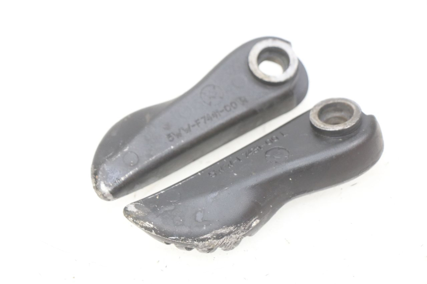 photo de ZESTAW TYLNYCH PODNÓŻKÓW MBK BOOSTER SPIRIT 50 (2004 - 2017) - Zoom stanu zużycia