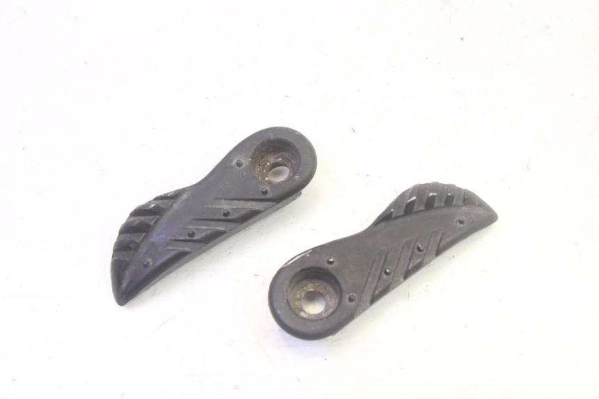 photo de ZESTAW TYLNYCH PODNÓŻKÓW MBK BOOSTER SPIRIT 50 (2004 - 2017) - Widok główny