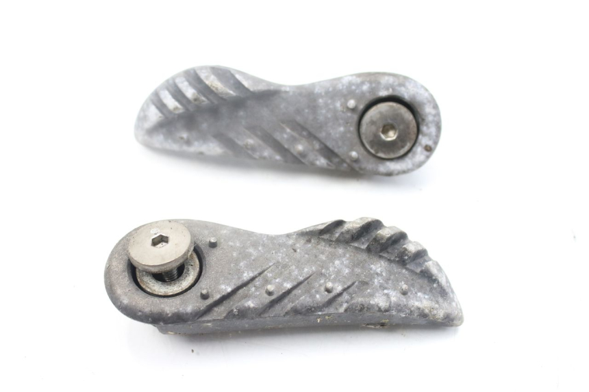 photo de ZESTAW TYLNYCH PODNÓŻKÓW YAMAHA BW'S EASY 50 (2013 - 2016) - Widok główny