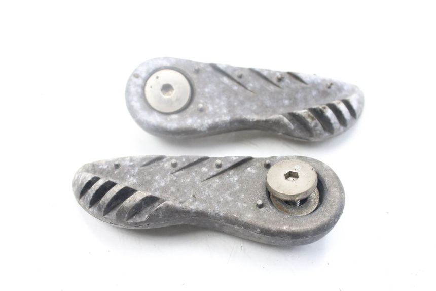 photo de ZESTAW TYLNYCH PODNÓŻKÓW YAMAHA BW'S EASY 50 (2013 - 2016) - Widok ogólny