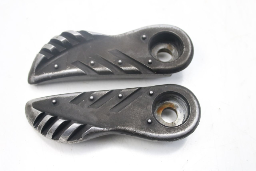 photo de ZESTAW TYLNYCH PODNÓŻKÓW YAMAHA BW'S EASY 50 (2013 - 2016) - Widok główny