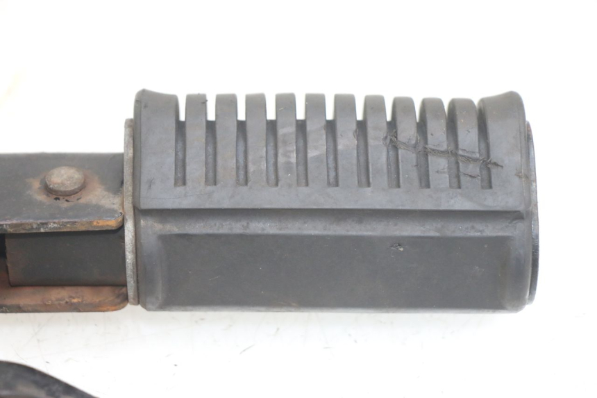 photo de ZESTAW TYLNYCH PODNÓŻKÓW HONDA CA REBEL 125 (1995 - 2001) - Inny kąt widzenia