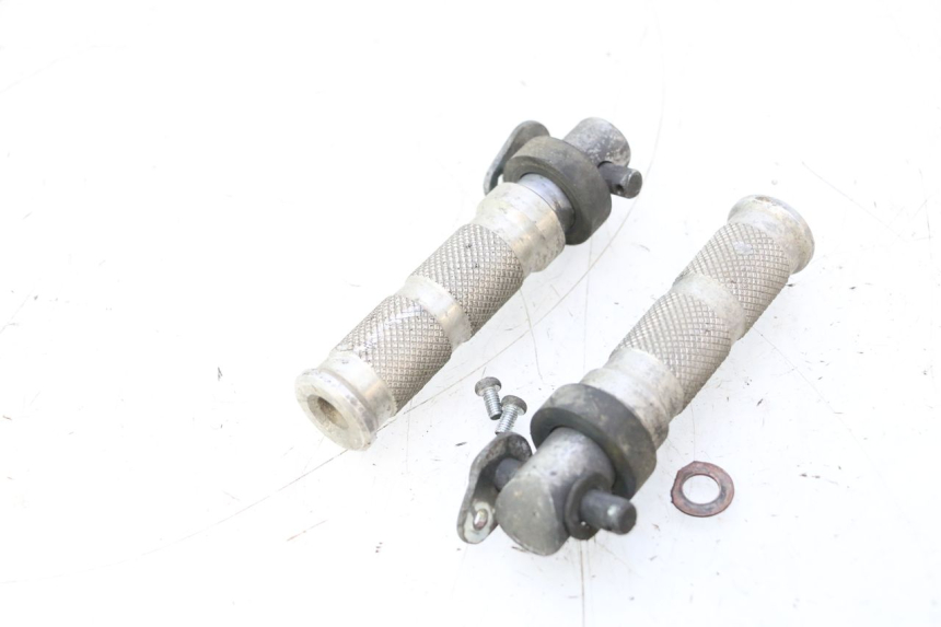 photo de PARA NÓG REAR HONDA CB F HORNET 600 (2005 - 2006) - Szczegół części