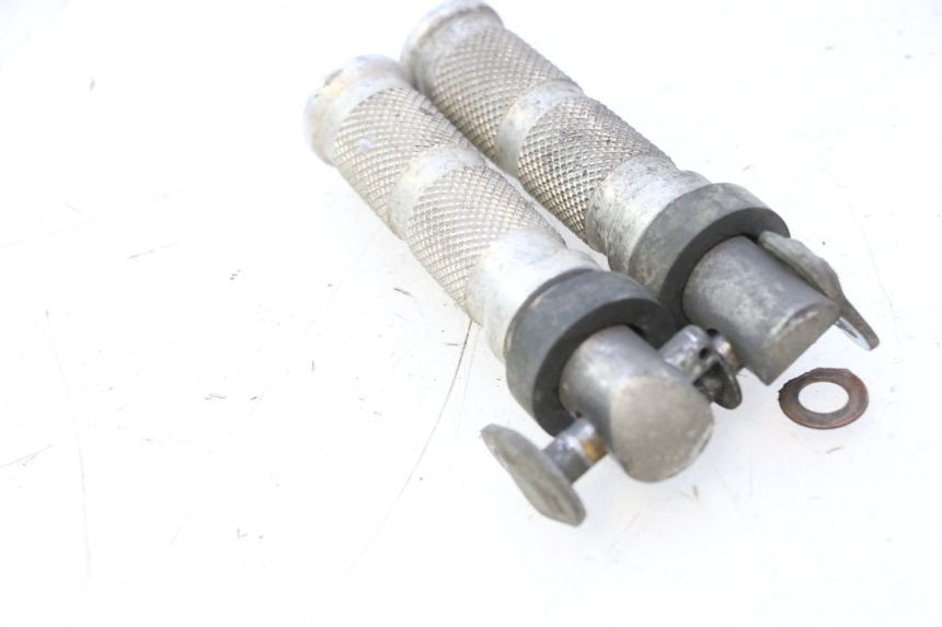 photo de PARA NÓG REAR HONDA CB F HORNET 600 (2005 - 2006) - Zoom stanu zużycia