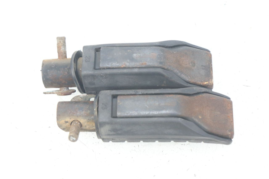 photo de ZESTAW TYLNYCH PODNÓŻKÓW HONDA CBR R 125 (2003 - 2006) - Zbliżenie techniczne