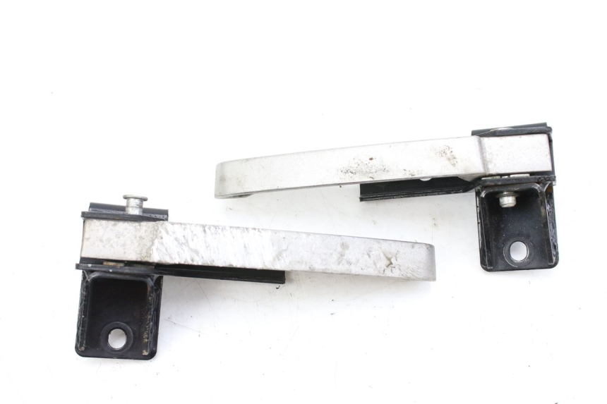 photo de ZESTAW TYLNYCH PODNÓŻKÓW PEUGEOT CITYSTAR 125 (2011 - 2017) - Inny kąt widzenia