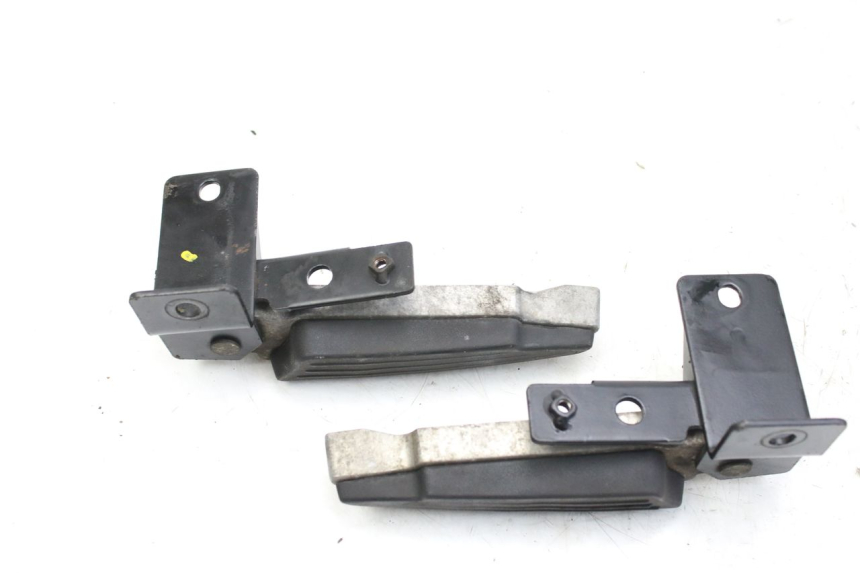 photo de ZESTAW TYLNYCH PODNÓŻKÓW PEUGEOT CITYSTAR 50 (2013 - 2017) - Szczegół części