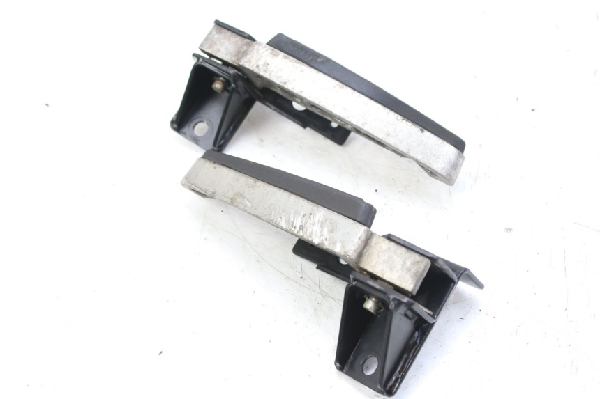 photo de ZESTAW TYLNYCH PODNÓŻKÓW PEUGEOT CITYSTAR 50 (2013 - 2017) - Inny kąt widzenia