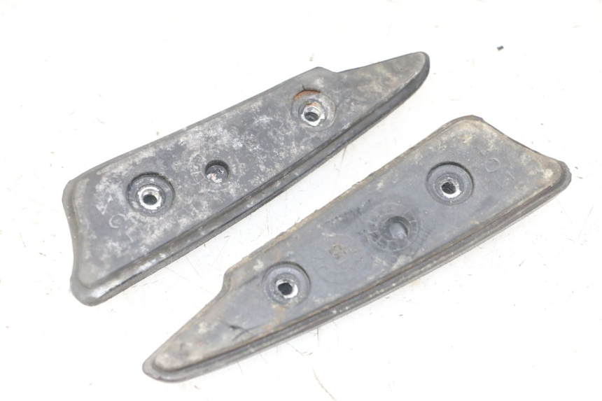 photo de ZESTAW TYLNYCH PODNÓŻKÓW PEUGEOT CITYSTAR 50 (2013 - 2017) - Zoom stanu zużycia