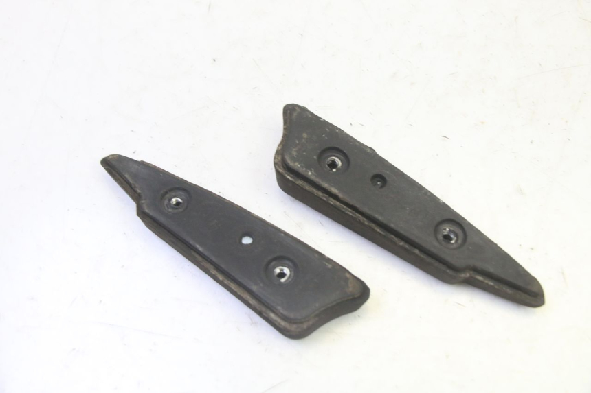 photo de ZESTAW TYLNYCH PODNÓŻKÓW PEUGEOT CITYSTAR 50 (2013 - 2017) - Zoom stanu zużycia