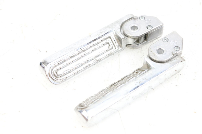 photo de ZESTAW TYLNYCH PODNÓŻKÓW SEGWAY NINEBOT E125S 1 (2022 - 2026) - Widok główny