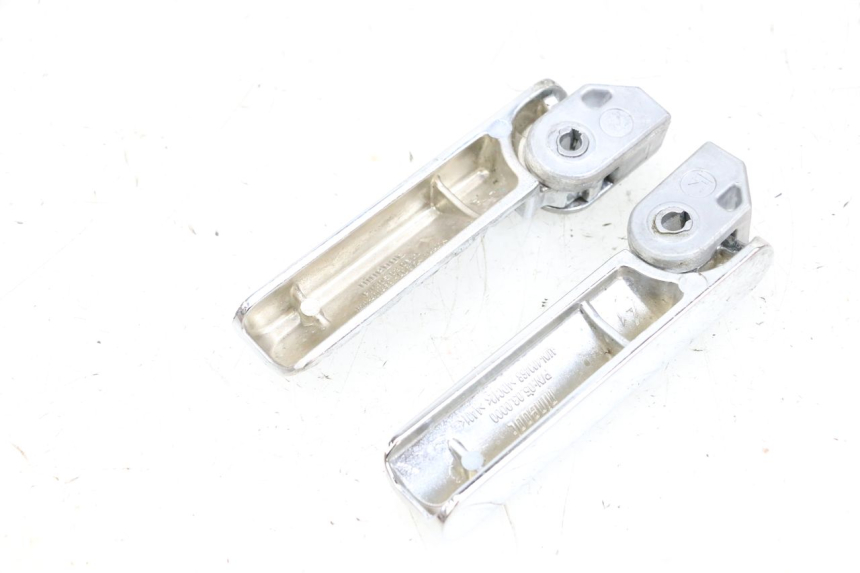 photo de ZESTAW TYLNYCH PODNÓŻKÓW SEGWAY NINEBOT E125S 1 (2022 - 2026) - Zoom stanu zużycia