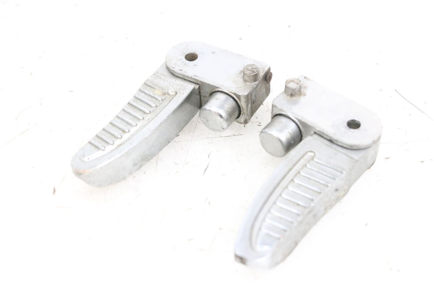 photo de ZESTAW TYLNYCH PODNÓŻKÓW BTC FELICE SPORT 50 - Widok główny