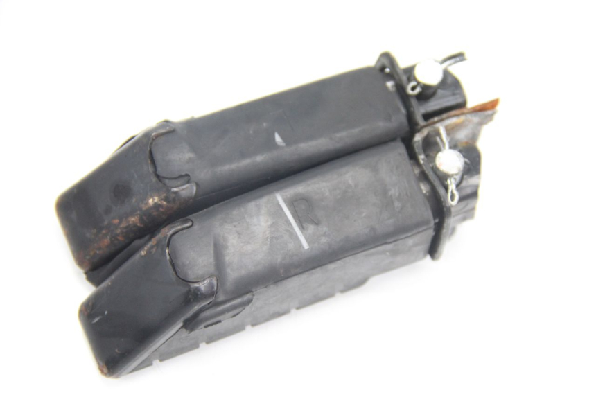 photo de ZESTAW TYLNYCH PODNÓŻKÓW MBK FLIPPER 115 (2013 - 2017) - Inny kąt widzenia