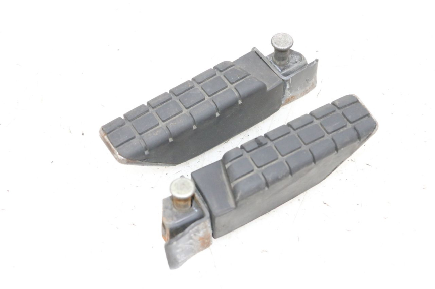 photo de ZESTAW TYLNYCH PODNÓŻKÓW MBK FLIPPER 115 (2013 - 2017) - Widok główny