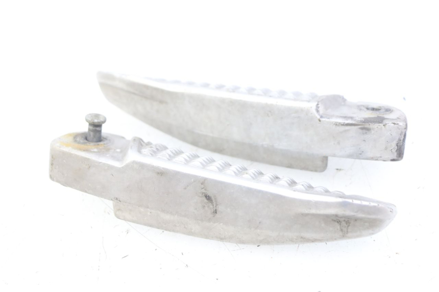 photo de ZESTAW TYLNYCH PODNÓŻKÓW HONDA FORZA 125 (2015 - 2016) - Inny kąt widzenia