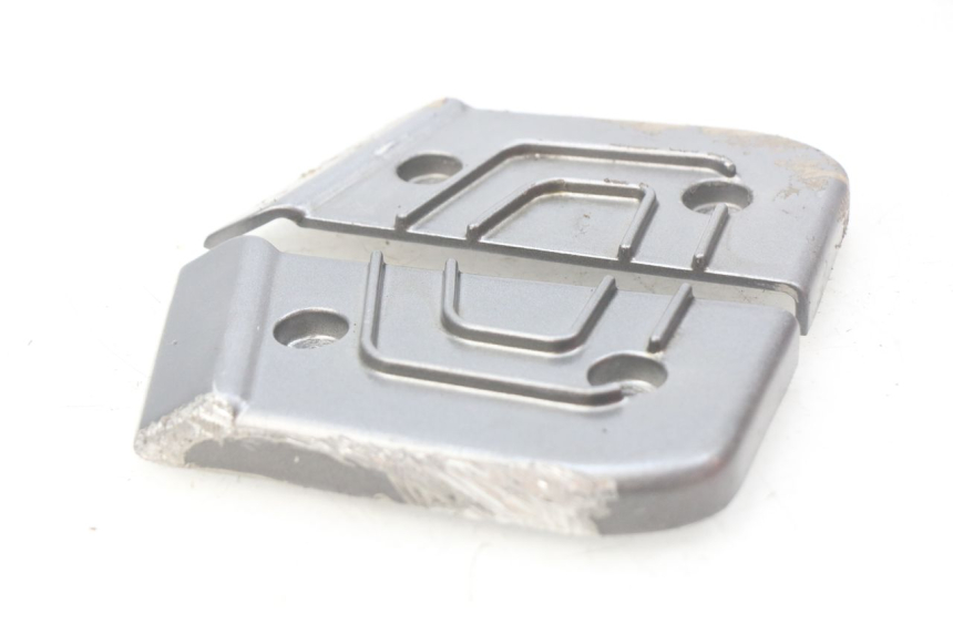 photo de ZESTAW TYLNYCH PODNÓŻKÓW TNT MOTOR GRIDO 2T 50 (2010 - 2019) - Zoom stanu zużycia