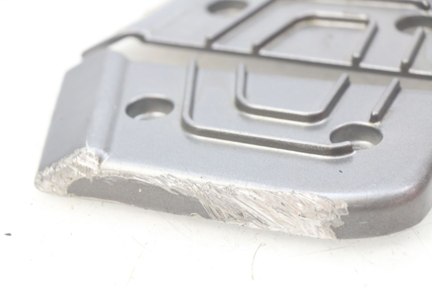 photo de ZESTAW TYLNYCH PODNÓŻKÓW TNT MOTOR GRIDO 2T 50 (2010 - 2019) - Inny kąt widzenia